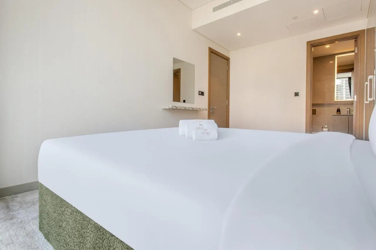 Stay By Latinem Luxury 2Br Holiday Home W1504 Near Burj Khalifa Dubai United Arab Emirates